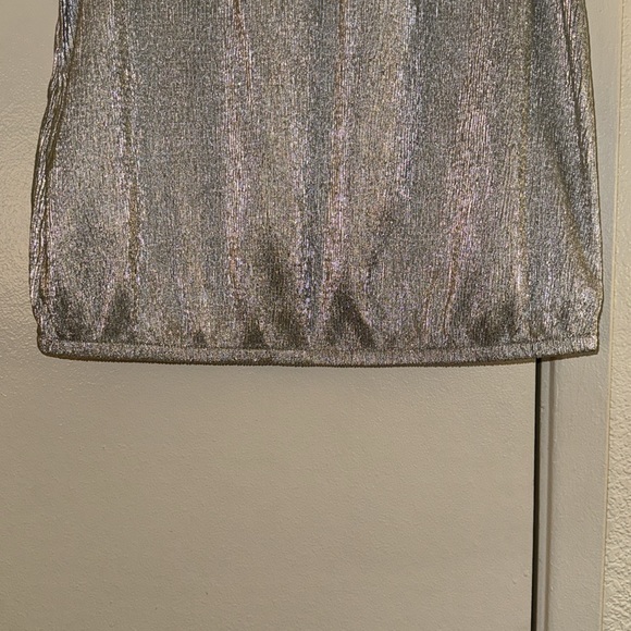 New Express Metallic Banded Hem Choker Tank Top - Picture 9 of 15